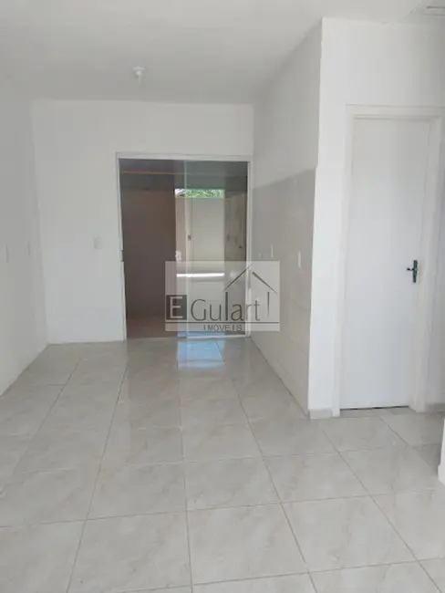 Casa com 2 quartos à venda e para alugar, 38m2 em Olaria, Canoas - RS - imagem 4 Foto 4 de Casa com 2 quartos à venda e para alugar, 38m2 em Olaria, Canoas - RS