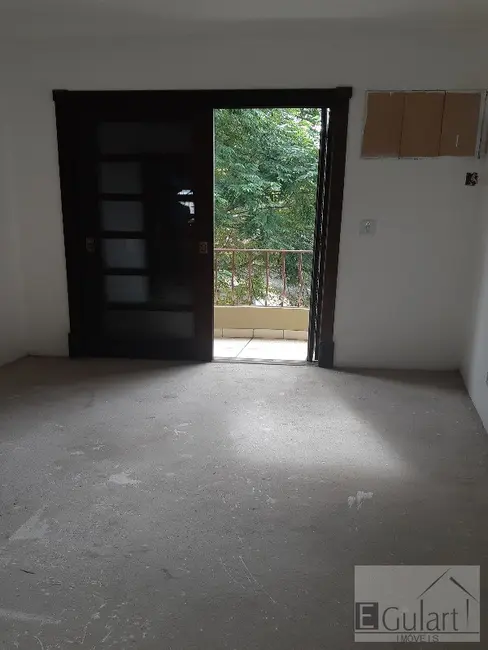 Foto 6 de Sobrado com 3 quartos à venda, 293m2 em Jardim Itu Sabará, Porto Alegre - RS