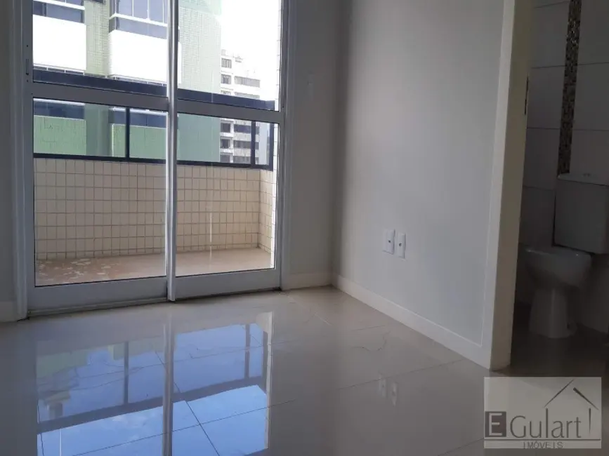 Apartamento com 3 quartos à venda e para alugar, 170m2 em Centro, Canoas - RS - imagem 5 Foto 5 de Apartamento com 3 quartos à venda e para alugar, 170m2 em Centro, Canoas - RS