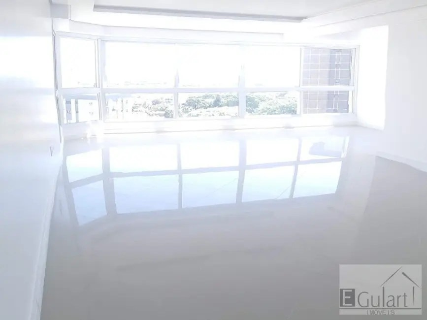 Apartamento com 3 quartos à venda, 197m2 em Centro, Canoas - RS - imagem 9 Foto 9 de Apartamento com 3 quartos à venda, 197m2 em Centro, Canoas - RS