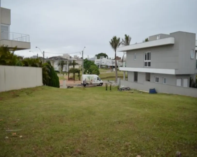 Foto 3 de Terreno / Lote à venda, 525m2 em Estância Velha, Canoas - RS