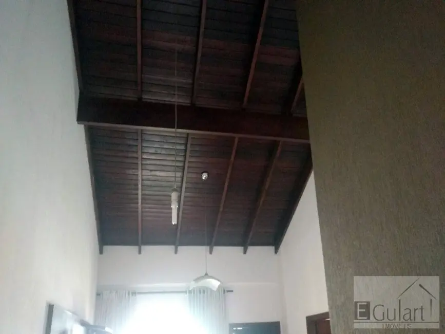 Casa com 3 quartos à venda, 180m2 em Canoas - RS - imagem 5 Foto 5 de Casa com 3 quartos à venda, 180m2 em Canoas - RS