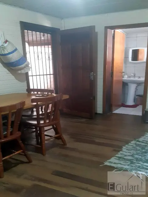 Casa com 2 quartos à venda, 85m2 em Canoas - RS - imagem 6 Foto 6 de Casa com 2 quartos à venda, 85m2 em Canoas - RS