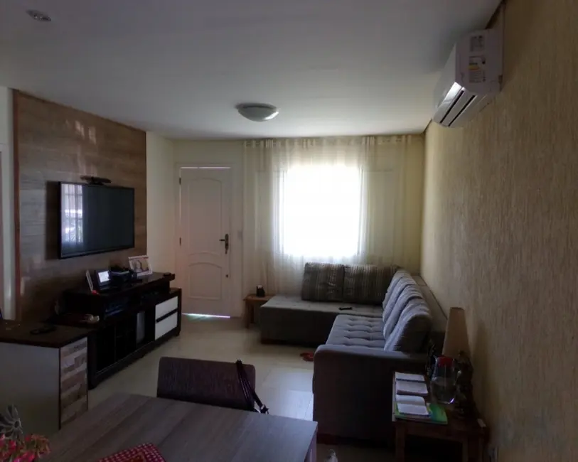 Casa com 3 quartos à venda, 84m2 em Niterói, Canoas - RS - imagem 4 Foto 4 de Casa com 3 quartos à venda, 84m2 em Niterói, Canoas - RS