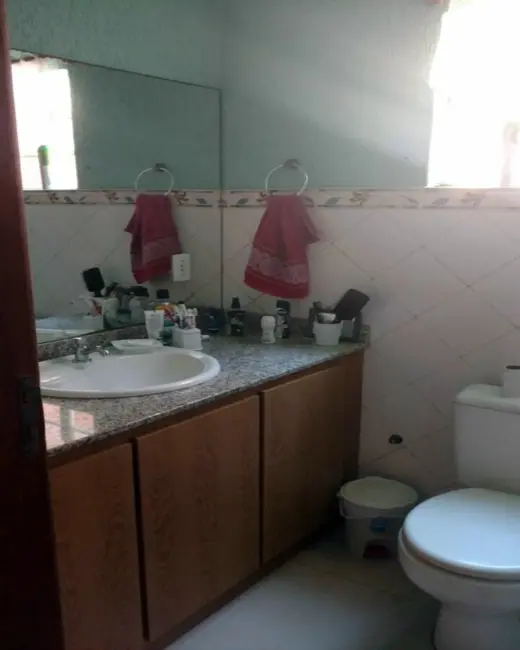 Casa com 3 quartos à venda, 120m2 em Canoas - RS - imagem 8 Foto 8 de Casa com 3 quartos à venda, 120m2 em Canoas - RS