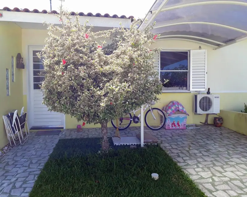 Casa com 2 quartos à venda, 52m2 em Mato Grande, Canoas - RS - imagem 4 Foto 4 de Casa com 2 quartos à venda, 52m2 em Mato Grande, Canoas - RS
