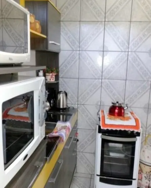 Apartamento com 2 quartos à venda, 40m2 em Guajuviras, Canoas - RS - imagem 6 Foto 6 de Apartamento com 2 quartos à venda, 40m2 em Guajuviras, Canoas - RS