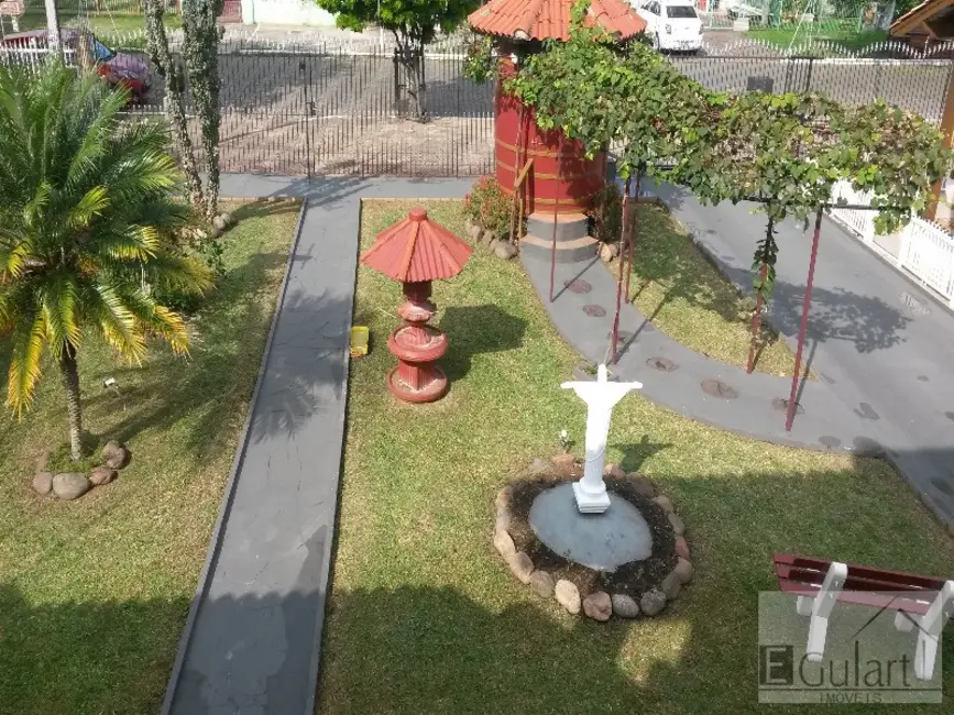 Sobrado com 4 quartos à venda, 390m2 em Harmonia, Canoas - RS - imagem 6 Foto 6 de Sobrado com 4 quartos à venda, 390m2 em Harmonia, Canoas - RS