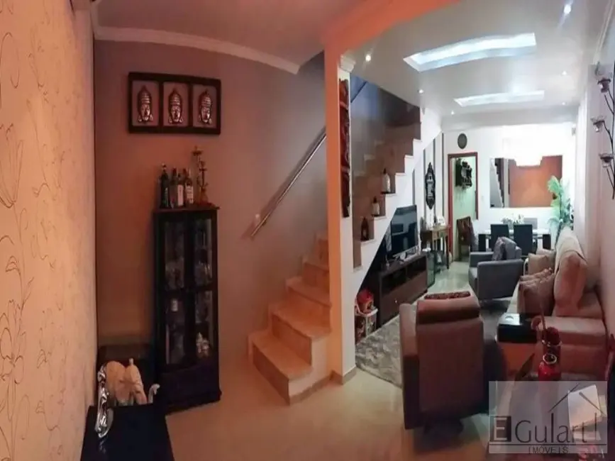 Sobrado com 2 quartos à venda, 95m2 em Nossa Senhora das Graças, Canoas - RS - imagem 4 Foto 4 de Sobrado com 2 quartos à venda, 95m2 em Nossa Senhora das Graças, Canoas - RS