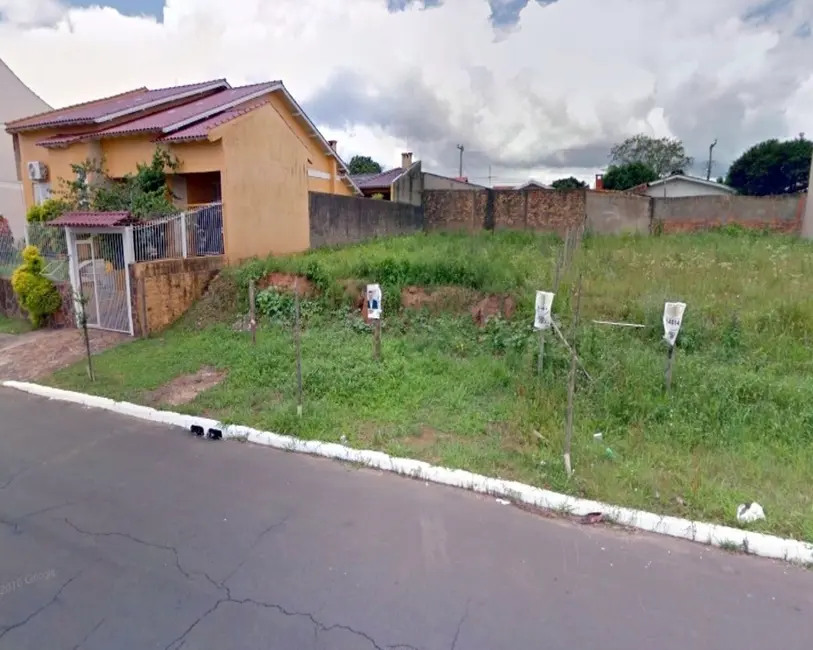 Foto 1 de Terreno / Lote à venda, 300m2 em Canoas - RS