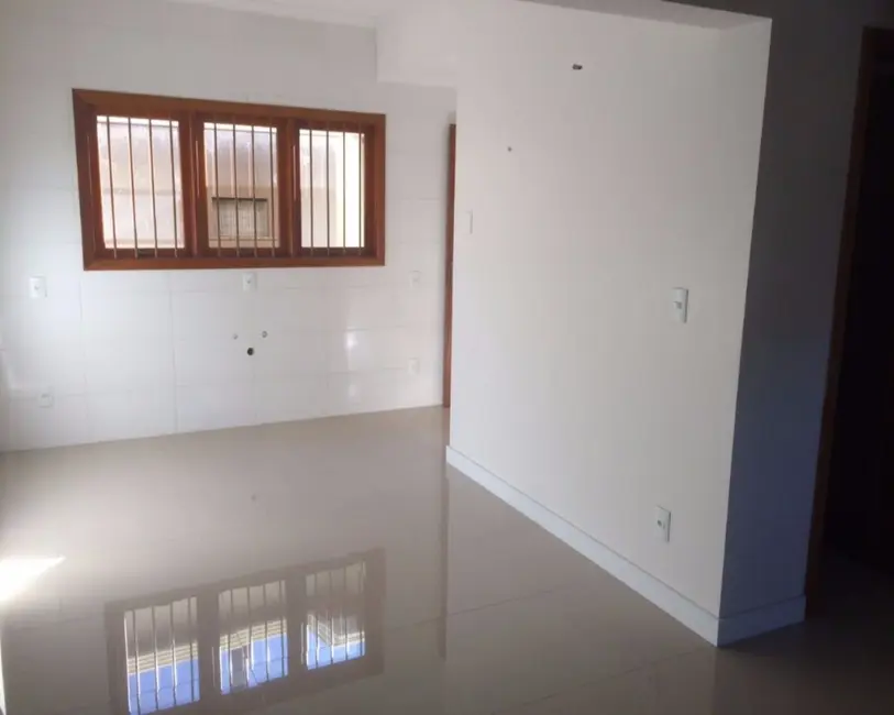 Sobrado com 3 quartos à venda, 164m2 em Nossa Senhora das Graças, Canoas - RS - imagem 7 Foto 7 de Sobrado com 3 quartos à venda, 164m2 em Nossa Senhora das Graças, Canoas - RS