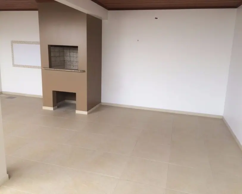 Sobrado com 3 quartos à venda, 164m2 em Nossa Senhora das Graças, Canoas - RS - imagem 5 Foto 5 de Sobrado com 3 quartos à venda, 164m2 em Nossa Senhora das Graças, Canoas - RS
