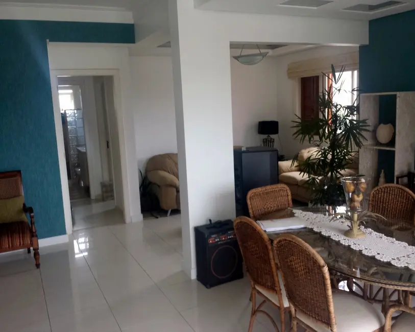 Apartamento com 3 quartos à venda em Centro, Canoas - RS - imagem 8 Foto 8 de Apartamento com 3 quartos à venda em Centro, Canoas - RS