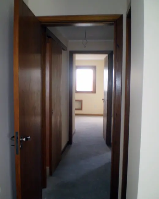 Apartamento com 3 quartos à venda em Centro, Canoas - RS - imagem 7 Foto 7 de Apartamento com 3 quartos à venda em Centro, Canoas - RS