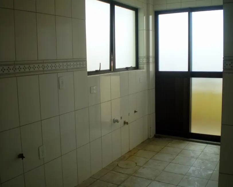 Apartamento com 3 quartos à venda em Centro, Canoas - RS - imagem 5 Foto 5 de Apartamento com 3 quartos à venda em Centro, Canoas - RS
