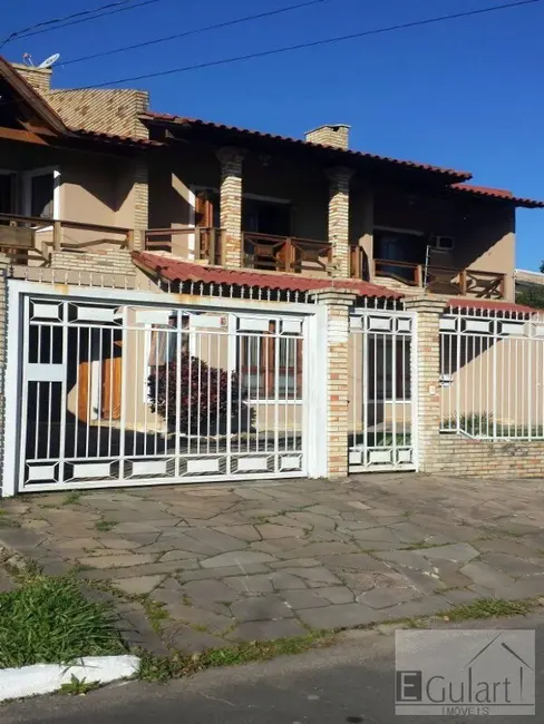 Foto 1 de Sobrado com 3 quartos à venda, 250m2 em Canoas - RS