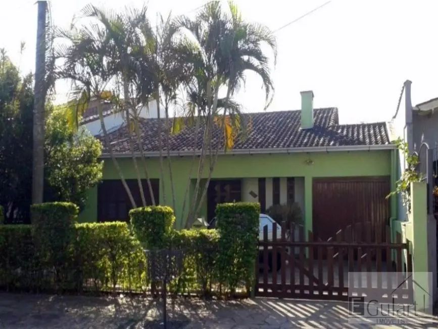 Foto 1 de Casa com 3 quartos à venda, 320m2 em Canoas - RS