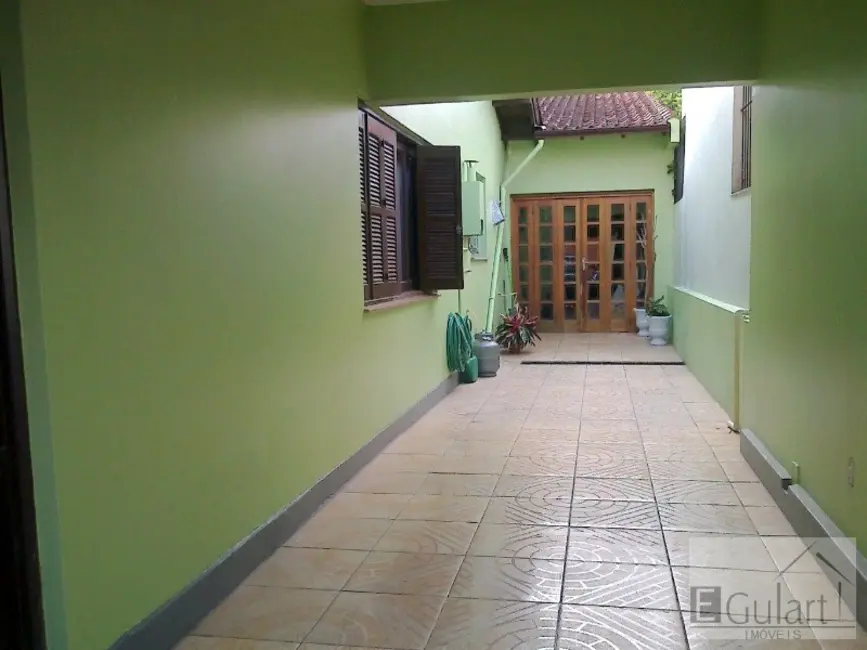 Casa com 3 quartos à venda, 320m2 em Canoas - RS - imagem 4 Foto 4 de Casa com 3 quartos à venda, 320m2 em Canoas - RS