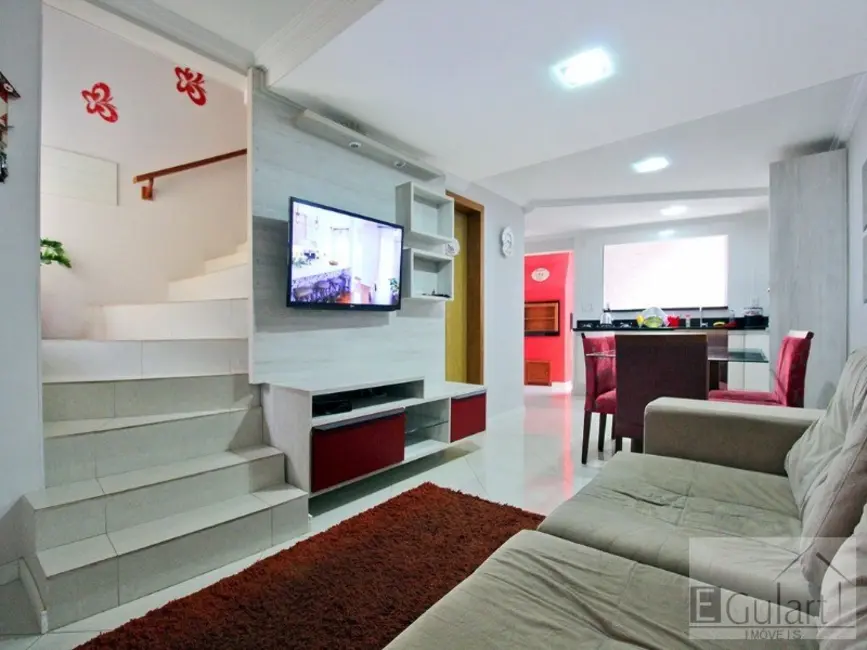 Sobrado com 3 quartos à venda, 90m2 em Nossa Senhora das Graças, Canoas - RS - imagem 4 Foto 4 de Sobrado com 3 quartos à venda, 90m2 em Nossa Senhora das Graças, Canoas - RS