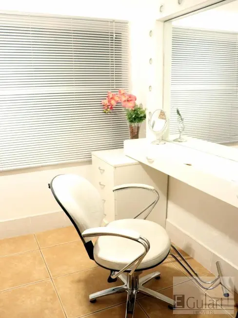 Sobrado com 4 quartos à venda, 261m2 em Canoas - RS - imagem 8 Foto 8 de Sobrado com 4 quartos à venda, 261m2 em Canoas - RS