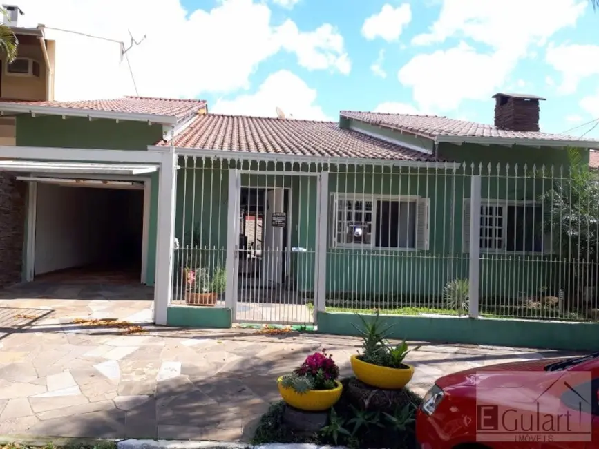 Foto 1 de Casa com 3 quartos à venda, 195m2 em Canoas - RS