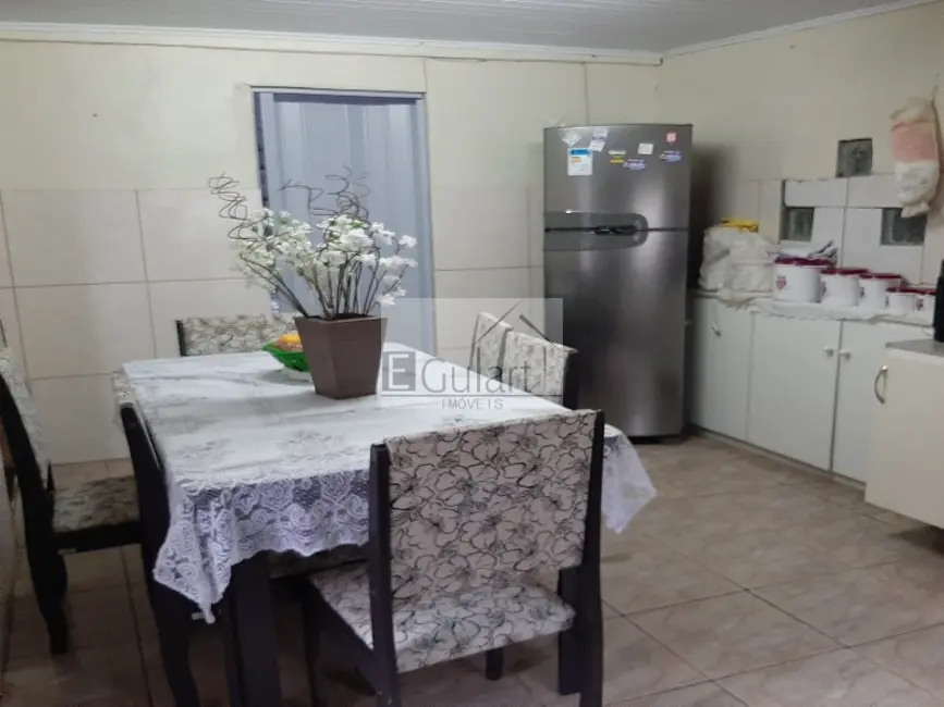 Casa com 3 quartos à venda, 150m2 em Mathias Velho, Canoas - RS - imagem 4 Foto 4 de Casa com 3 quartos à venda, 150m2 em Mathias Velho, Canoas - RS