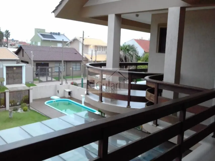 Sobrado com 4 quartos à venda, 280m2 em Tramandai - RS - imagem 3 Foto 3 de Sobrado com 4 quartos à venda, 280m2 em Tramandai - RS