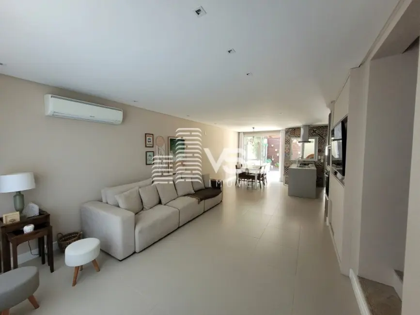 Foto 6 de Casa com 3 quartos à venda, 149m2 em Sambaqui, Florianopolis - SC