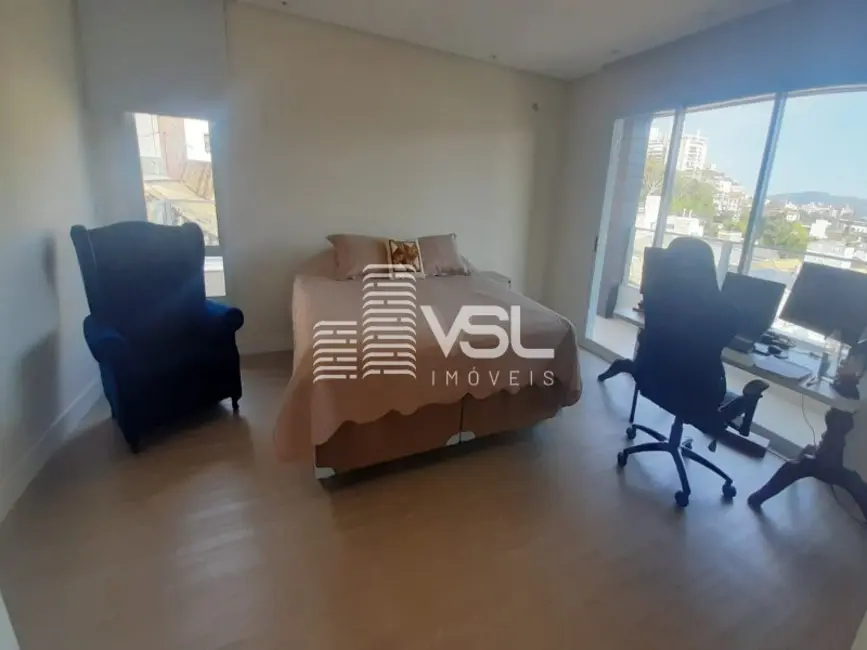 Casa com 4 quartos à venda, 400m2 em João Paulo, Florianopolis - SC - imagem 8 Foto 8 de Casa com 4 quartos à venda, 400m2 em João Paulo, Florianopolis - SC