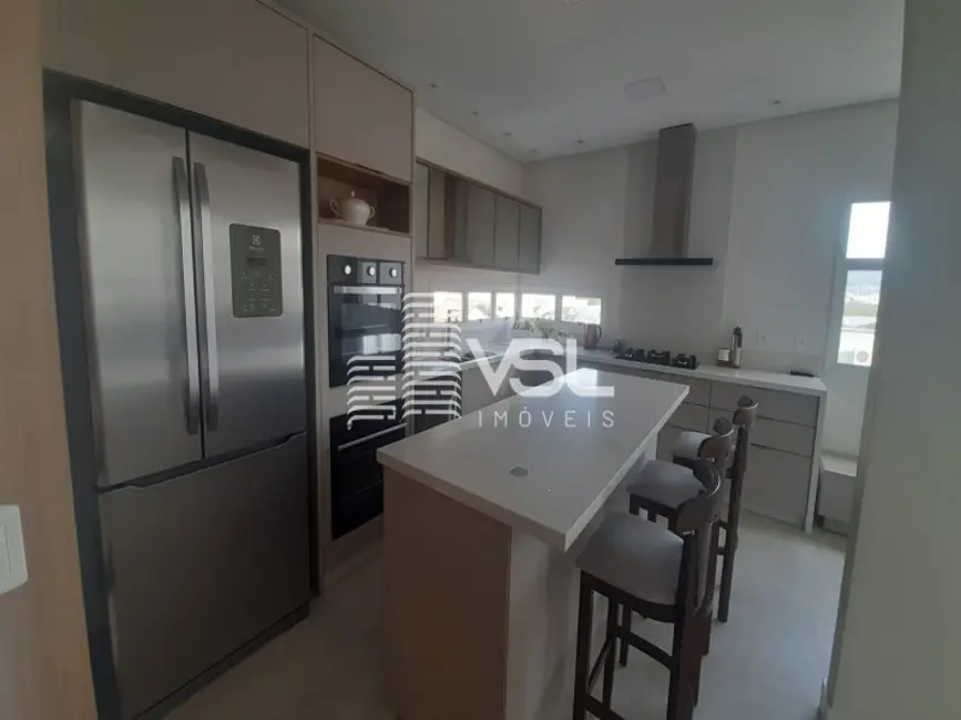 Casa com 4 quartos à venda, 400m2 em João Paulo, Florianopolis - SC - imagem 4 Foto 4 de Casa com 4 quartos à venda, 400m2 em João Paulo, Florianopolis - SC