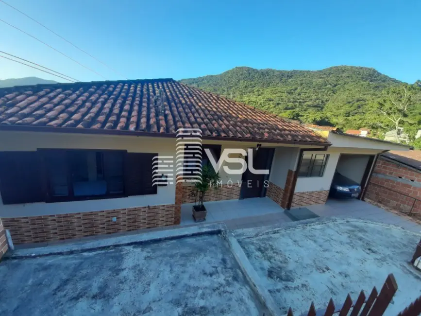 Foto 2 de Casa com 5 quartos à venda, 170m2 em Monte Verde, Florianopolis - SC