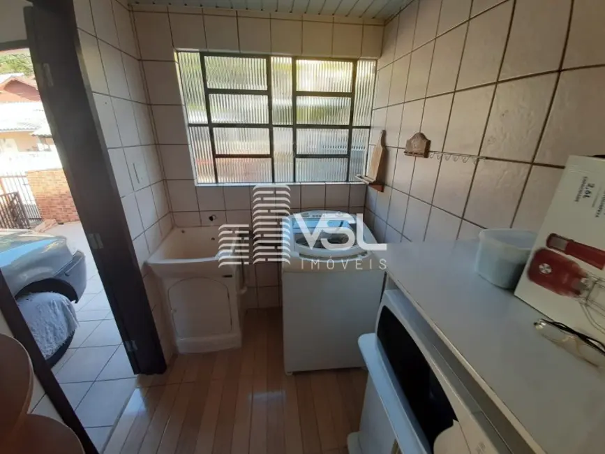 Foto 8 de Casa com 5 quartos à venda, 170m2 em Monte Verde, Florianopolis - SC