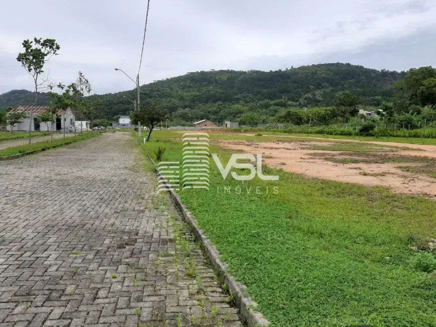 Foto 1 de Terreno / Lote à venda, 408m2 em Canasvieiras, Florianopolis - SC