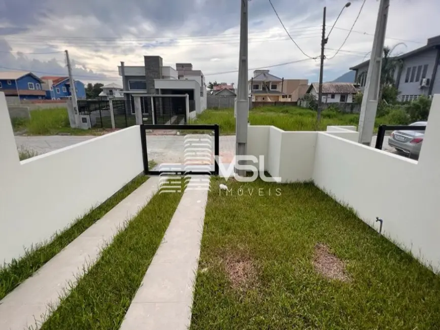Casa com 3 quartos à venda, 170m2 em Carianos, Florianopolis - SC - imagem 6 Foto 6 de Casa com 3 quartos à venda, 170m2 em Carianos, Florianopolis - SC