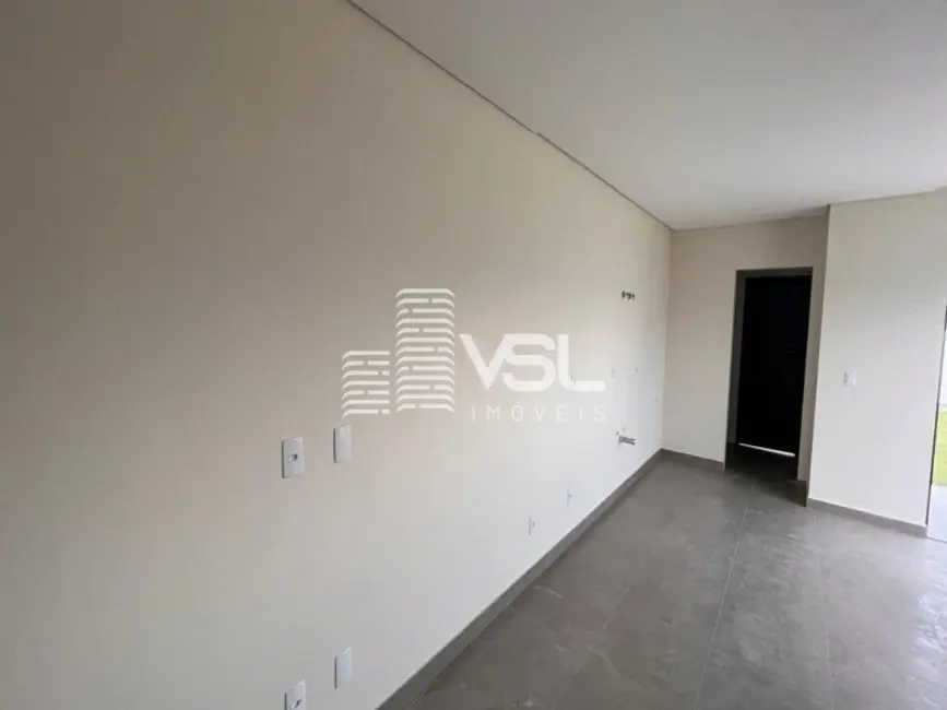 Casa com 3 quartos à venda, 170m2 em Carianos, Florianopolis - SC - imagem 3 Foto 3 de Casa com 3 quartos à venda, 170m2 em Carianos, Florianopolis - SC