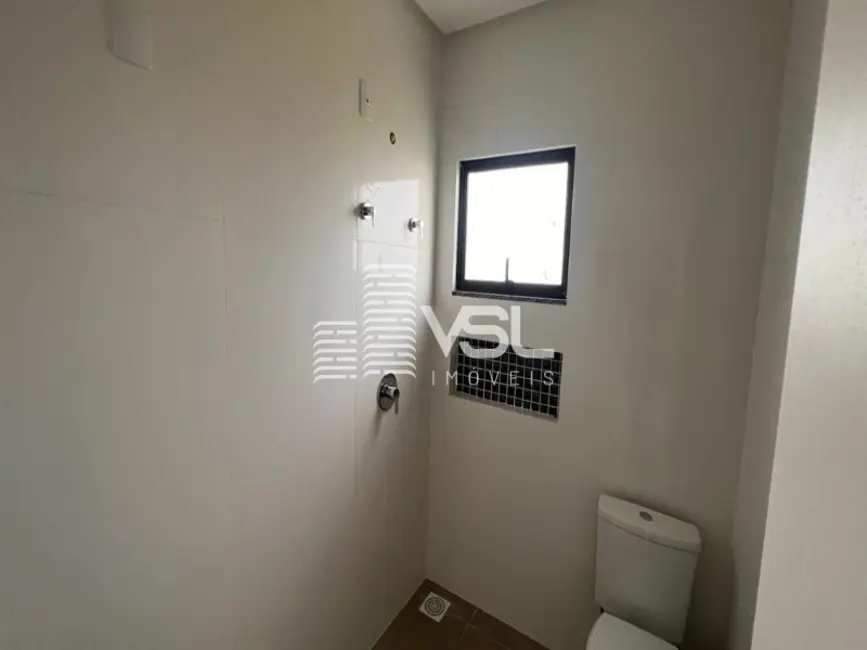 Casa com 3 quartos à venda, 170m2 em Carianos, Florianopolis - SC - imagem 7 Foto 7 de Casa com 3 quartos à venda, 170m2 em Carianos, Florianopolis - SC