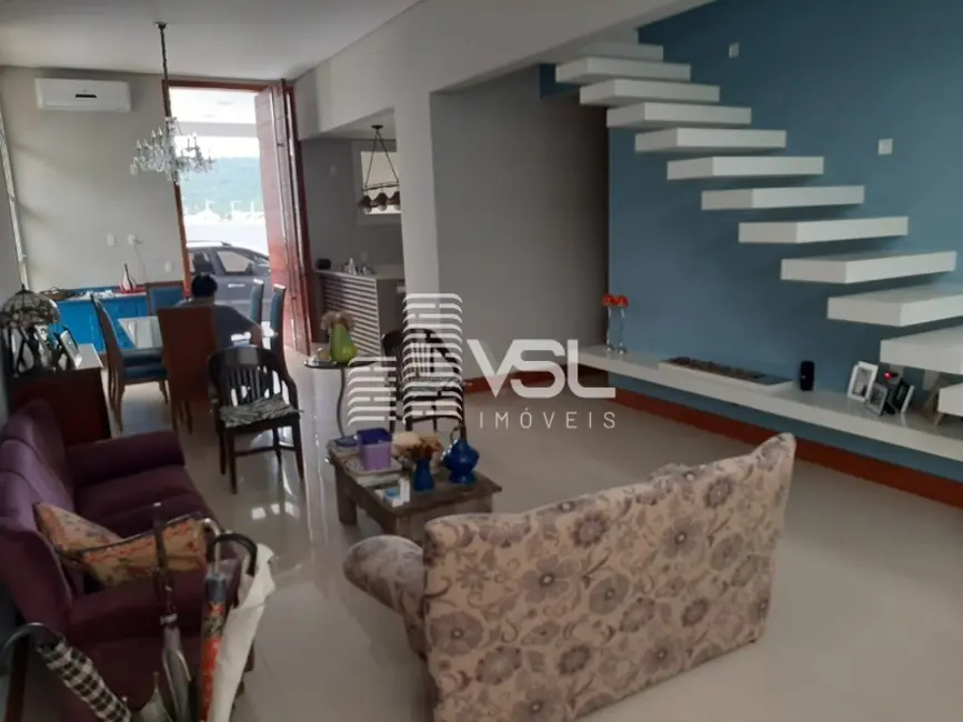 Casa de Condomínio com 4 quartos à venda, 360m2 em Vargem Grande, Florianopolis - SC - imagem 8 Foto 8 de Casa de Condomínio com 4 quartos à venda, 360m2 em Vargem Grande, Florianopolis - SC