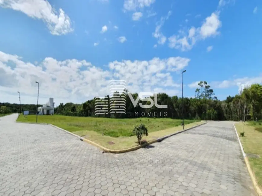 Foto 3 de Terreno / Lote à venda, 400m2 em Garopaba - SC