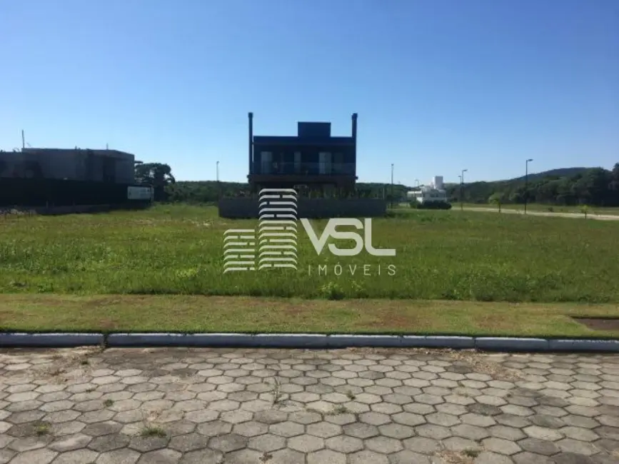 Foto 4 de Terreno / Lote à venda, 400m2 em Garopaba - SC
