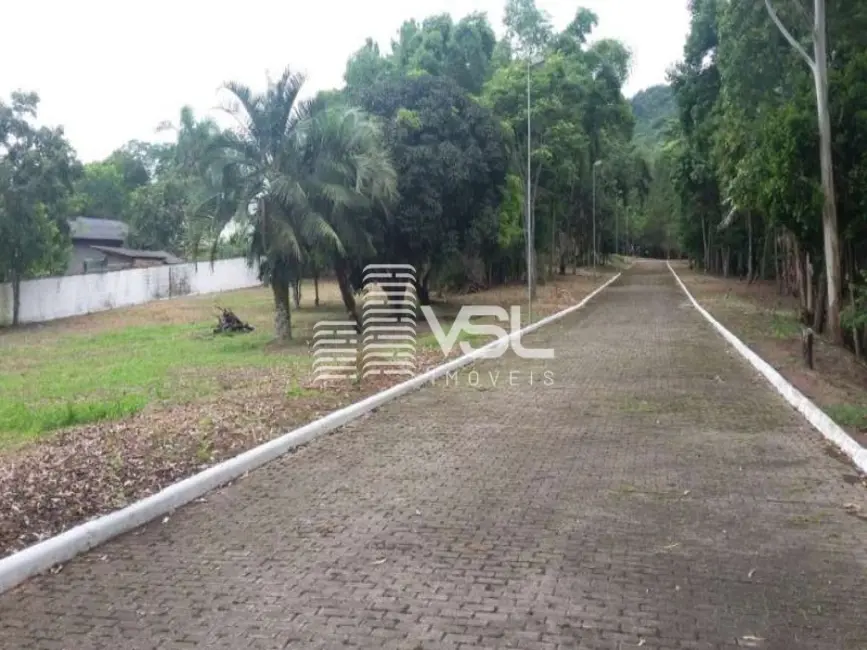 Foto 1 de Terreno / Lote à venda, 450m2 em Ratones, Florianopolis - SC