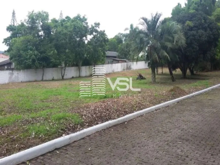 Foto 2 de Terreno / Lote à venda, 450m2 em Ratones, Florianopolis - SC