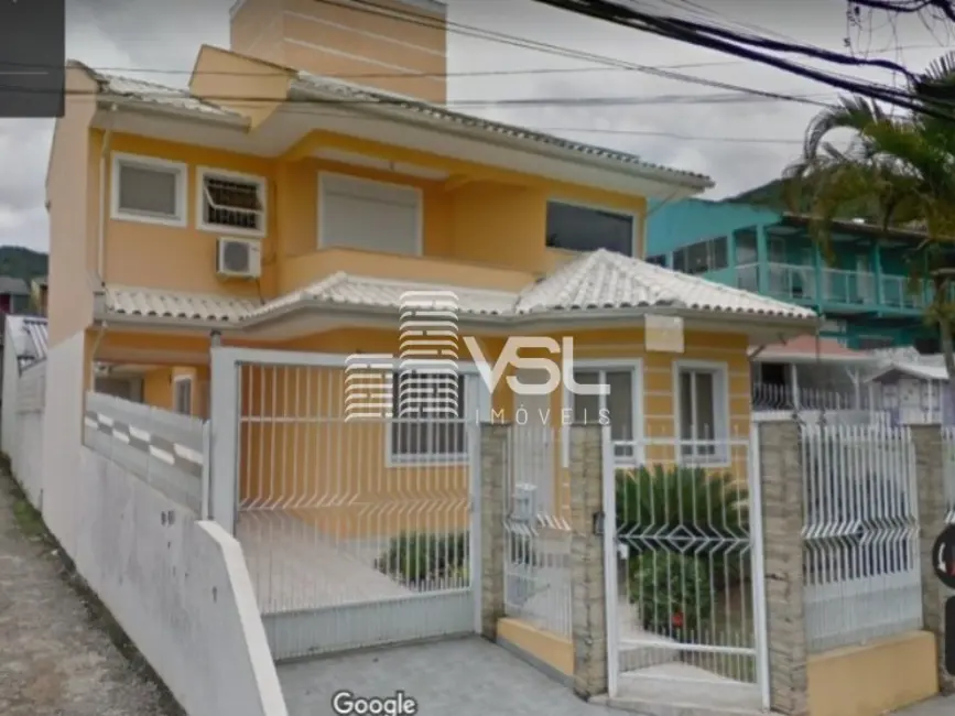 Foto 1 de Casa com 3 quartos à venda, 60m2 em Monte Verde, Florianopolis - SC