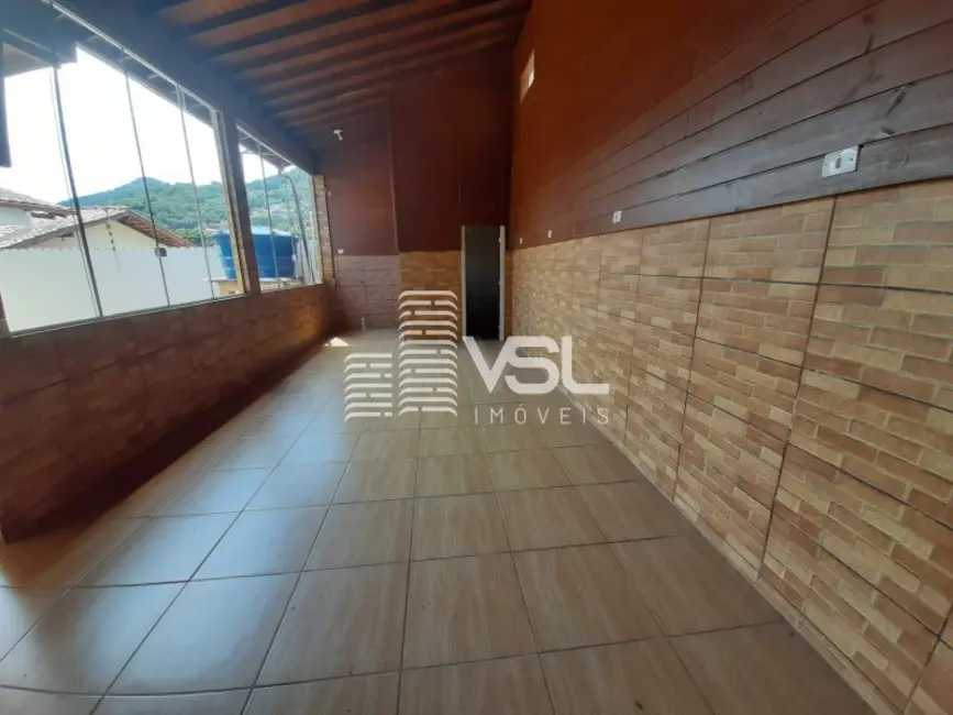 Casa com 3 quartos à venda, 250m2 em Monte Verde, Florianopolis - SC - imagem 2 Foto 2 de Casa com 3 quartos à venda, 250m2 em Monte Verde, Florianopolis - SC