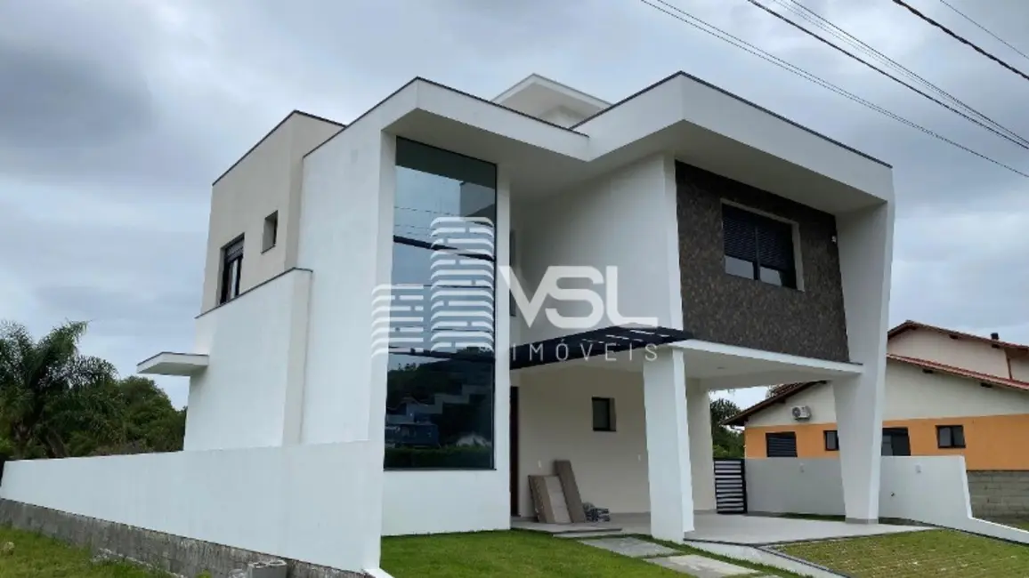 Foto 1 de Casa de Condomínio com 3 quartos à venda, 210m2 em Canasvieiras, Florianopolis - SC
