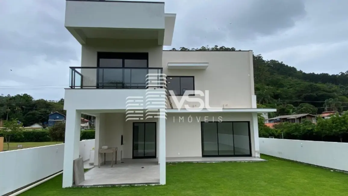 Foto 3 de Casa de Condomínio com 3 quartos à venda, 210m2 em Canasvieiras, Florianopolis - SC
