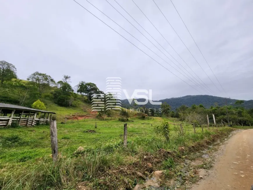 Foto 7 de Terreno / Lote à venda, 391000m2 em Camboriu - SC
