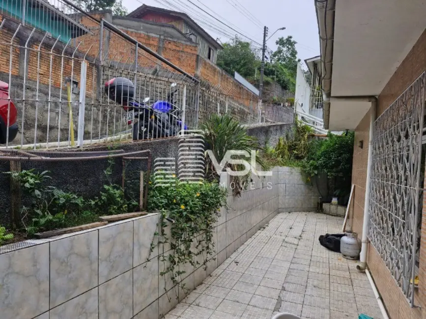 Casa com 3 quartos à venda, 100m2 em Monte Verde, Florianopolis - SC - imagem 3 Foto 3 de Casa com 3 quartos à venda, 100m2 em Monte Verde, Florianopolis - SC