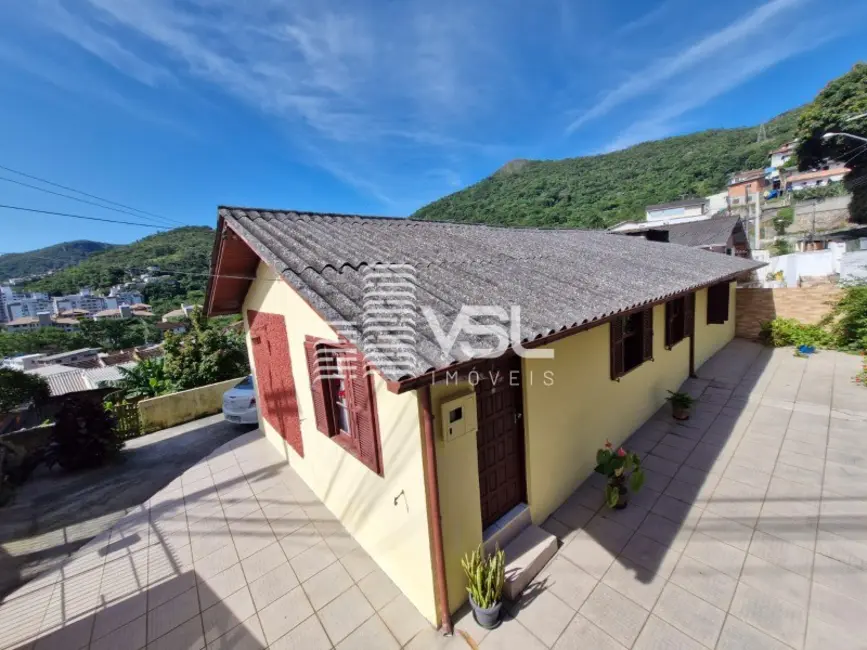 Foto 1 de Casa com 3 quartos à venda, 400m2 em Saco Grande, Florianopolis - SC