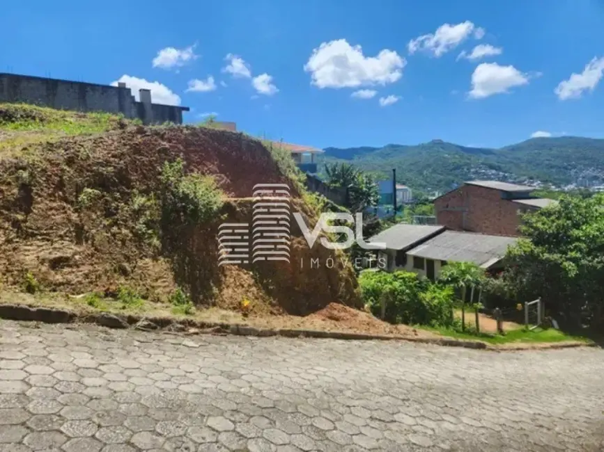 Terreno / Lote à venda, 750m2 em Cacupé, Florianopolis - SC - imagem 5 Foto 5 de Terreno / Lote à venda, 750m2 em Cacupé, Florianopolis - SC