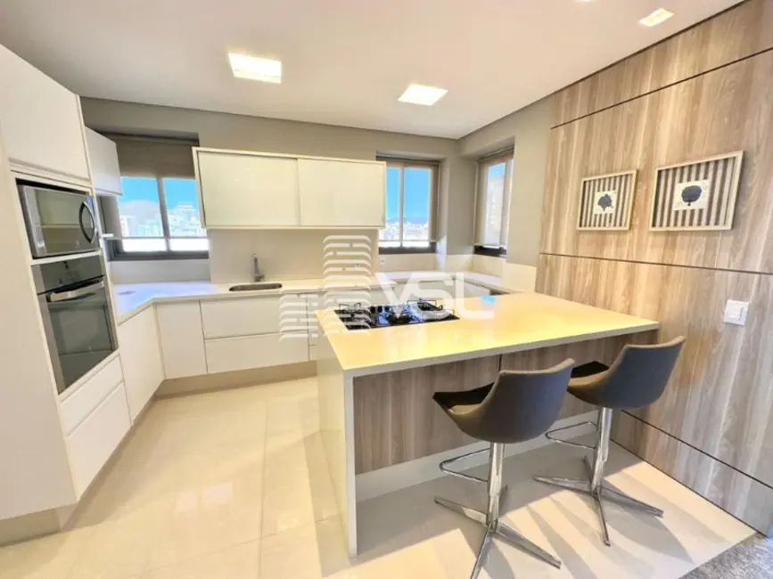 Foto 4 de Apartamento com 3 quartos à venda, 207m2 em Agronômica, Florianopolis - SC